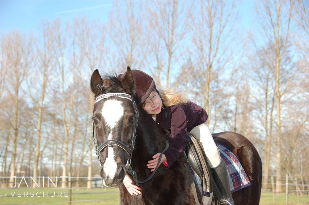 Janine Verschure Fotografie Pony en Kind
